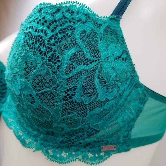 Pink by Victoria Secret Bra 32c - Picture 2 of 4